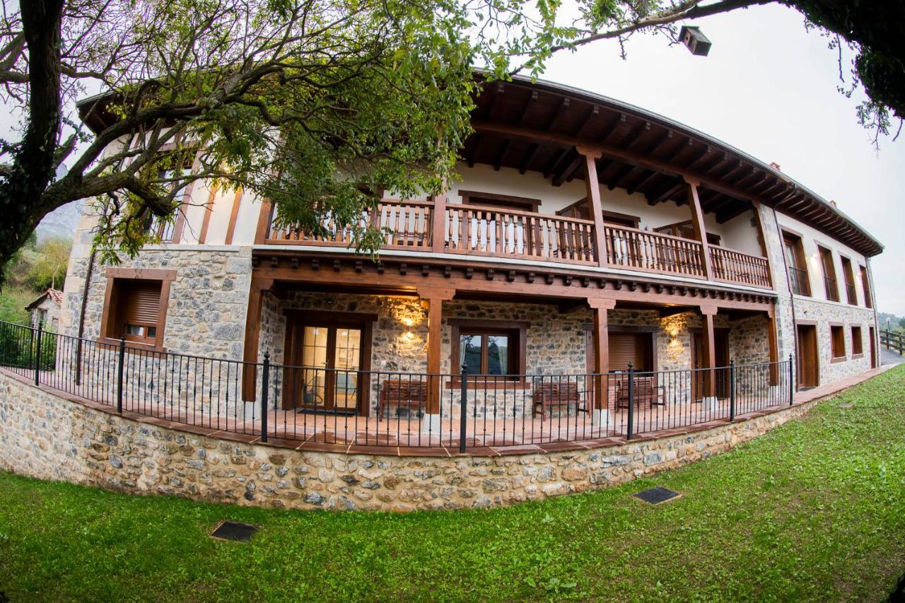 Apartamentos Los Picos De Europa Colio Exterior foto