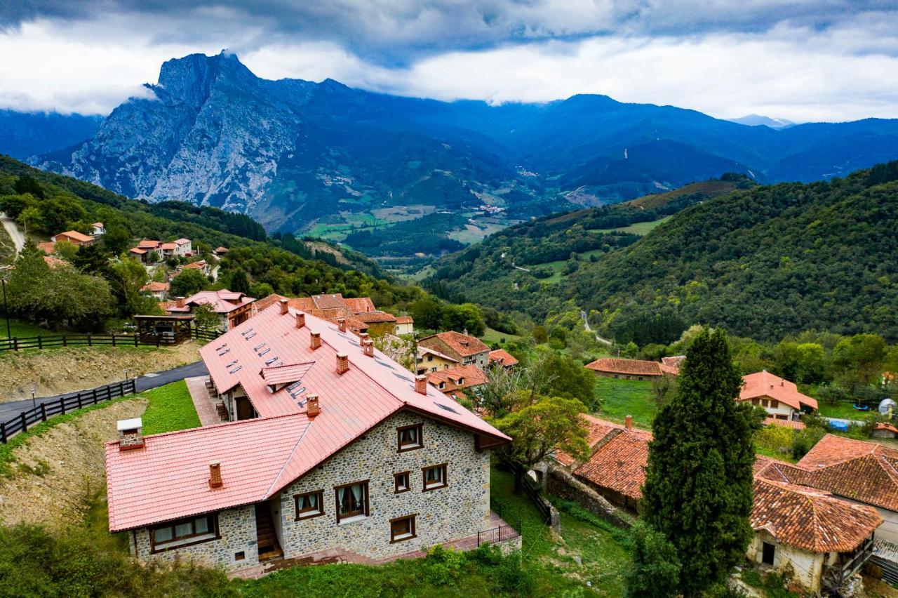 Apartamentos Los Picos De Europa Colio Exterior foto